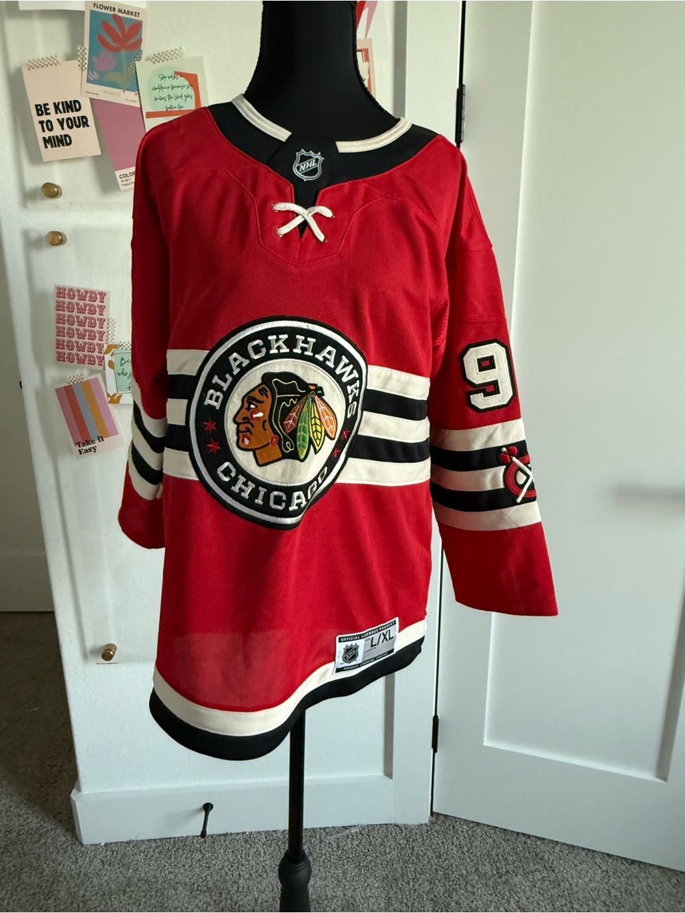 Chicago Blackhawks Red NHL Hockey Jersey Winter Classic Child L/XL